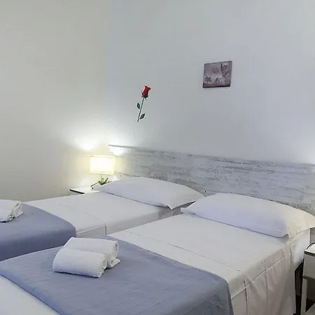 Bed & Breakfast Mia Palace 3*