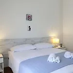 Mia Palace 4*